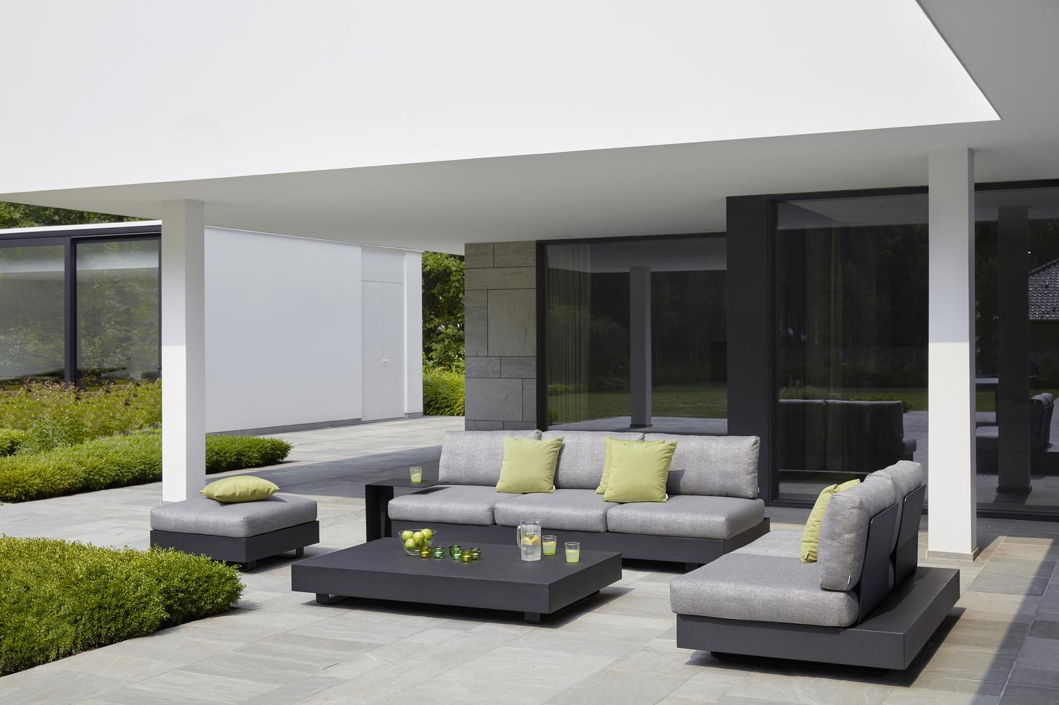 Coussin déco 55 x 55 cm en all weather sunbrella® luxe solid lichen