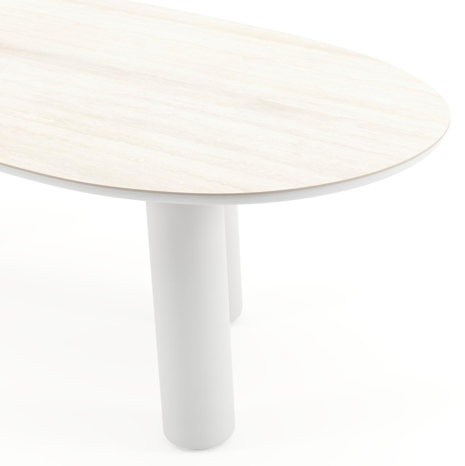 Amico tuintafel organisch in wit aluminium en volkeramiek Travertino Bianco - L 240 x B 110 x H 73.5 cm