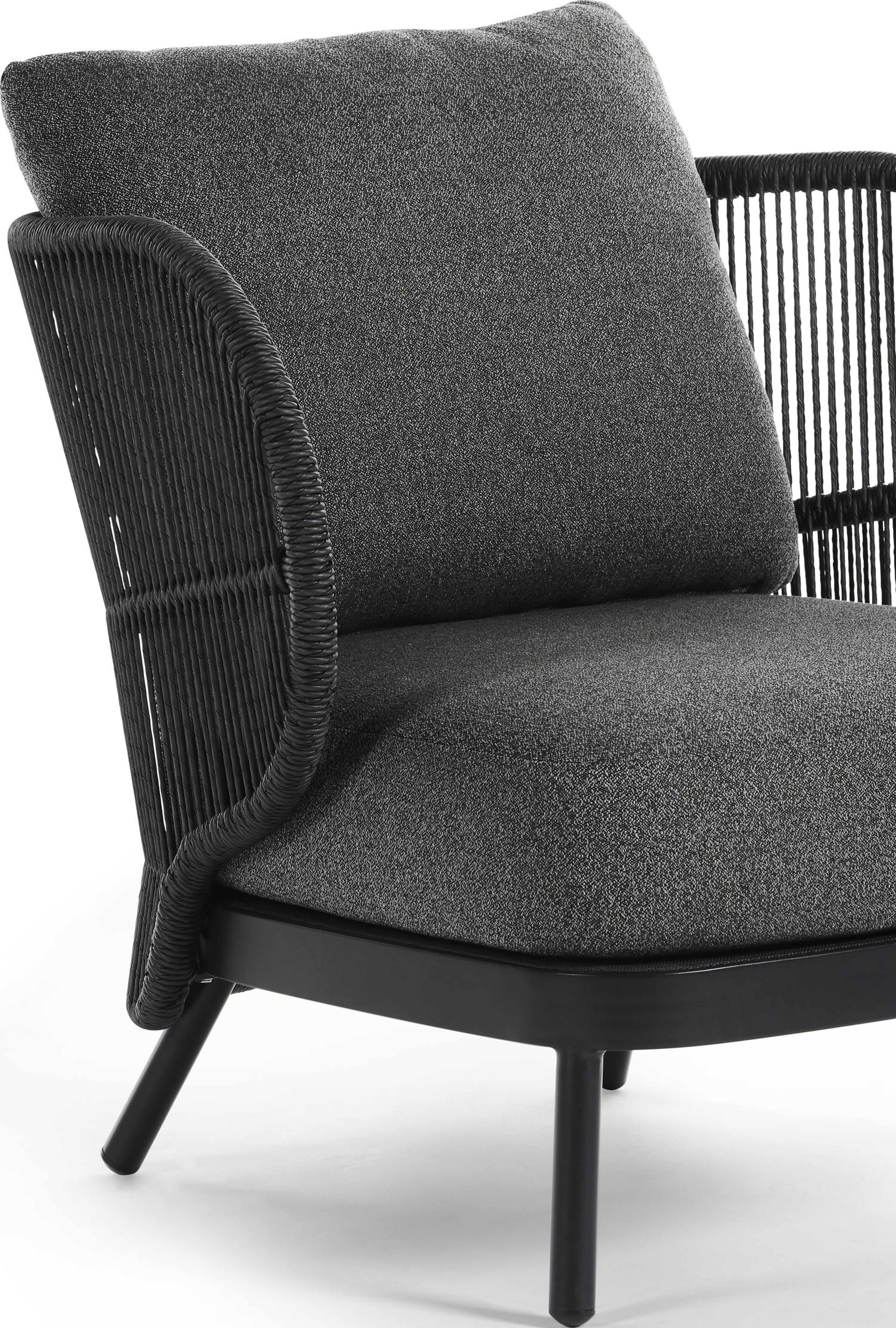 Lugano loungestoel 1-zit in zwart aluminium en zwart gedraaide ronde wicker met catania black all weather cosytica kussen