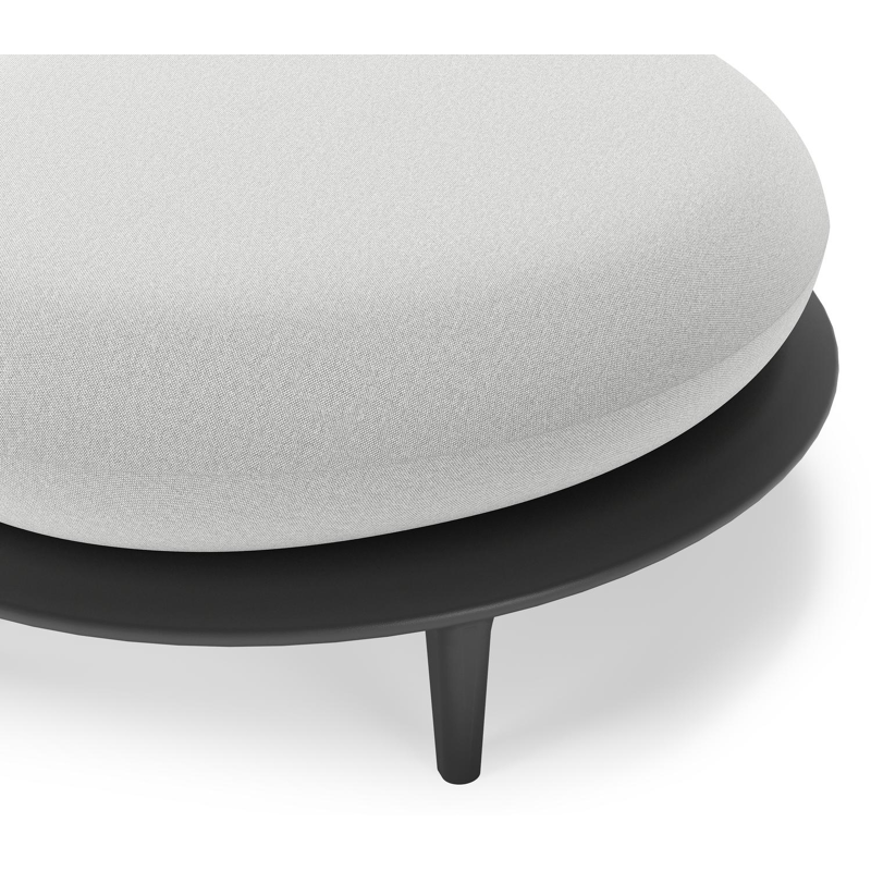 Bomero poef in zwart aluminium met natte grey chine all weather sunbrella® luxe kussen