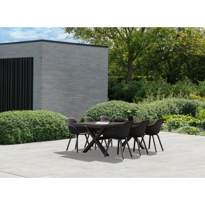 Reza tuinset in zwart aluminium en zwart volkeramiek tafelblad met 6 Puglia tuinstoelen