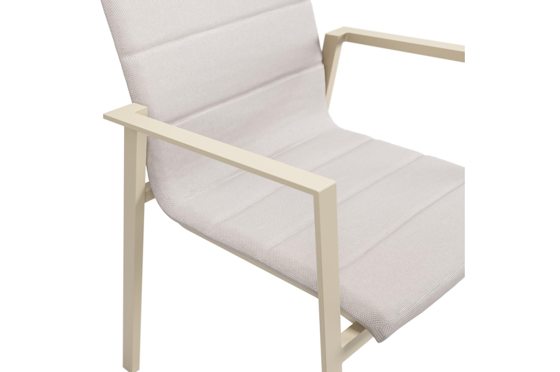 Cirello tuinstoel in beige aluminium en beige luxe textilene