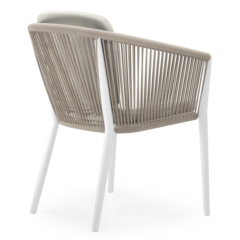 Orso tuinstoel in wit aluminium en beige verticaal geweven ronde rope met zitkussen in All Weather Sunbrella® Luxe Savane White