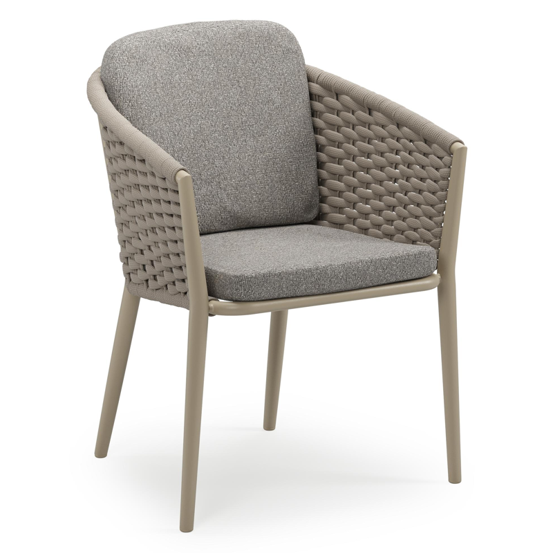Orso stapelbare tuinstoel in beige aluminium en beige horizontaal geweven ronde rope met stoelkussen in All Weather Sunbrella® Luxe Tundra Charcoal