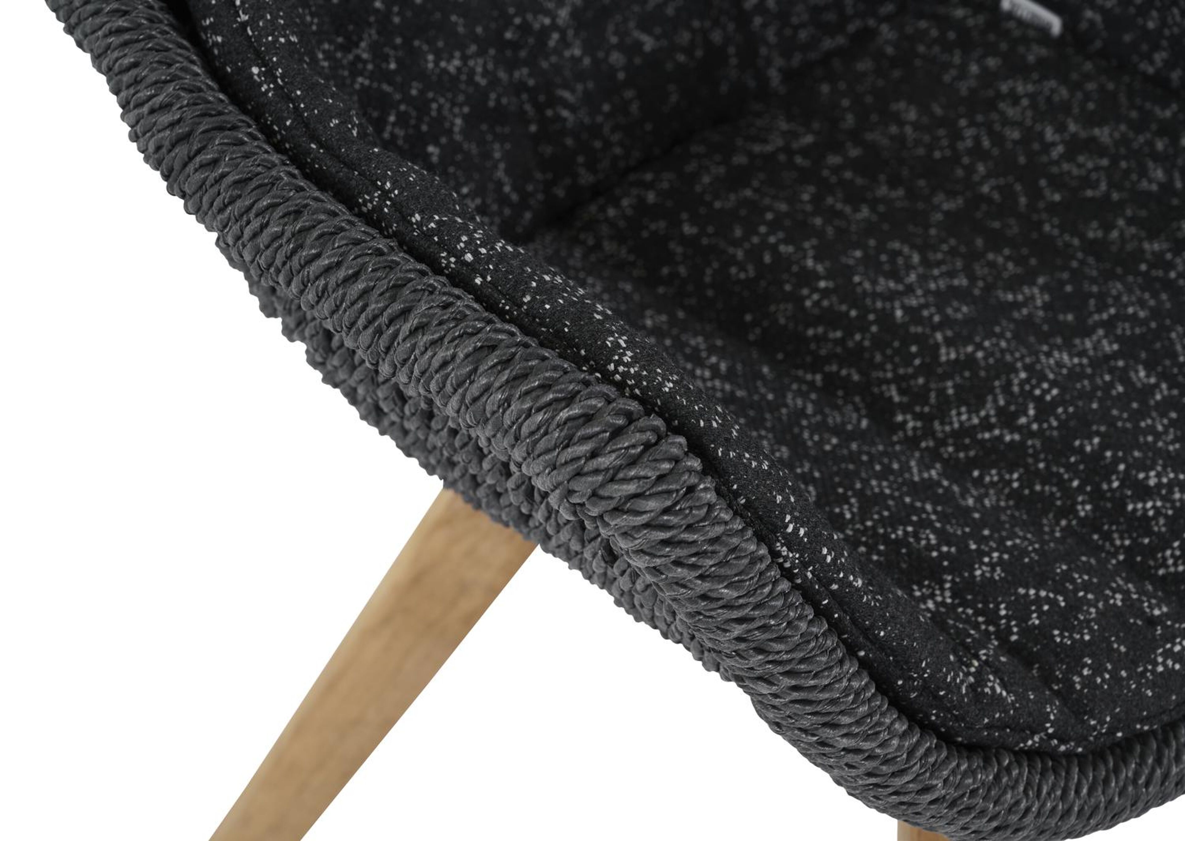 Pagino tuinstoel in teak en naturel wicker met kussen in tweed raven all weather sunbrella® luxe