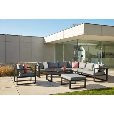 Table basse/pouf Livo en aluminium noir - Lg 84 x larg. 70 x H 32 cm