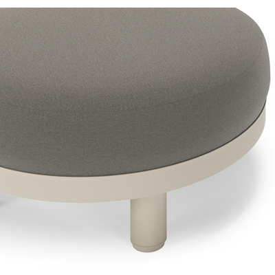 Salon de jardin pouf Donato en aluminium beige et coussins en all weather sunbrella® luxe Natte Dark Taupe