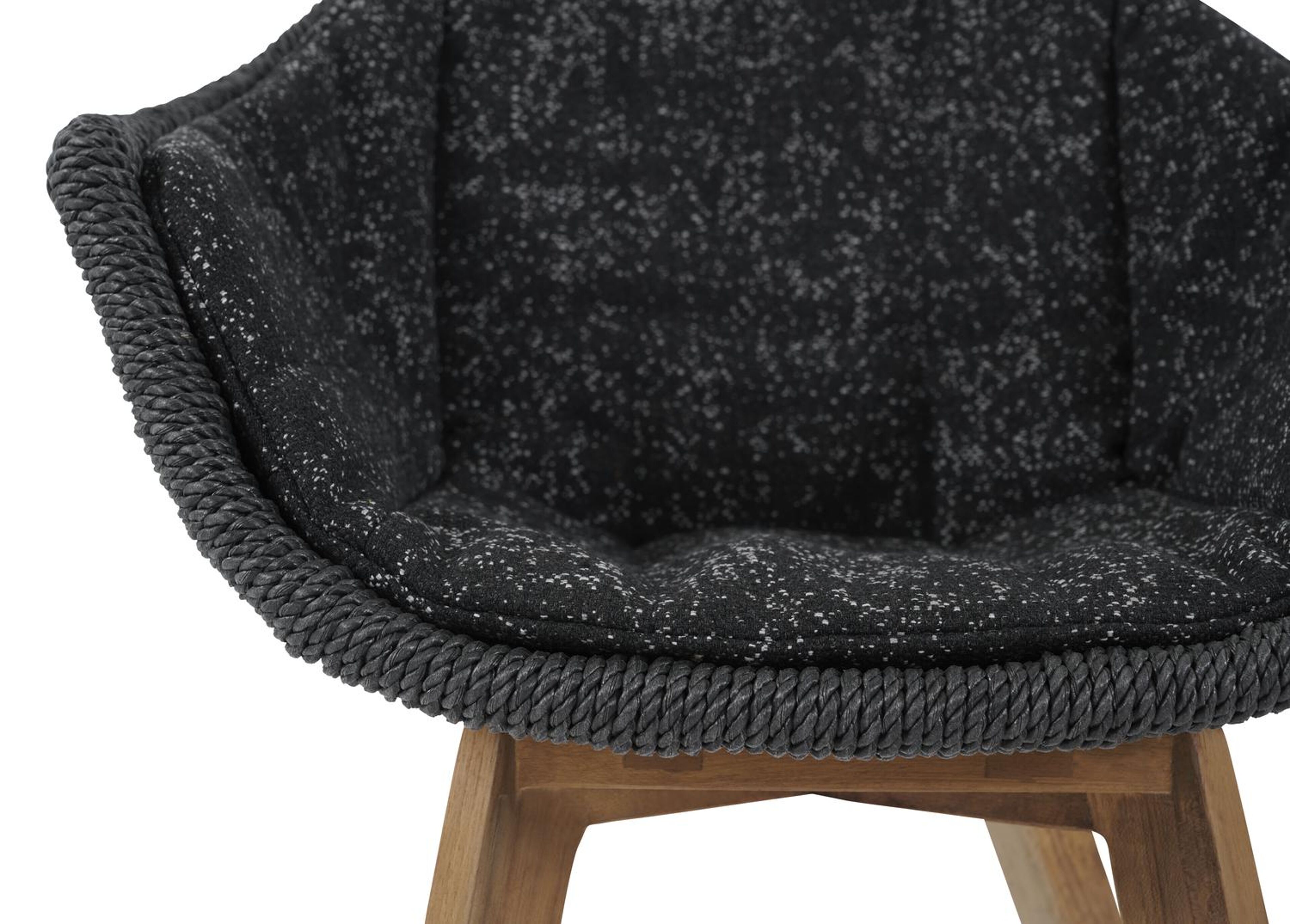 Pagino tuinstoel in teak en naturel wicker met kussen in tweed raven all weather sunbrella® luxe