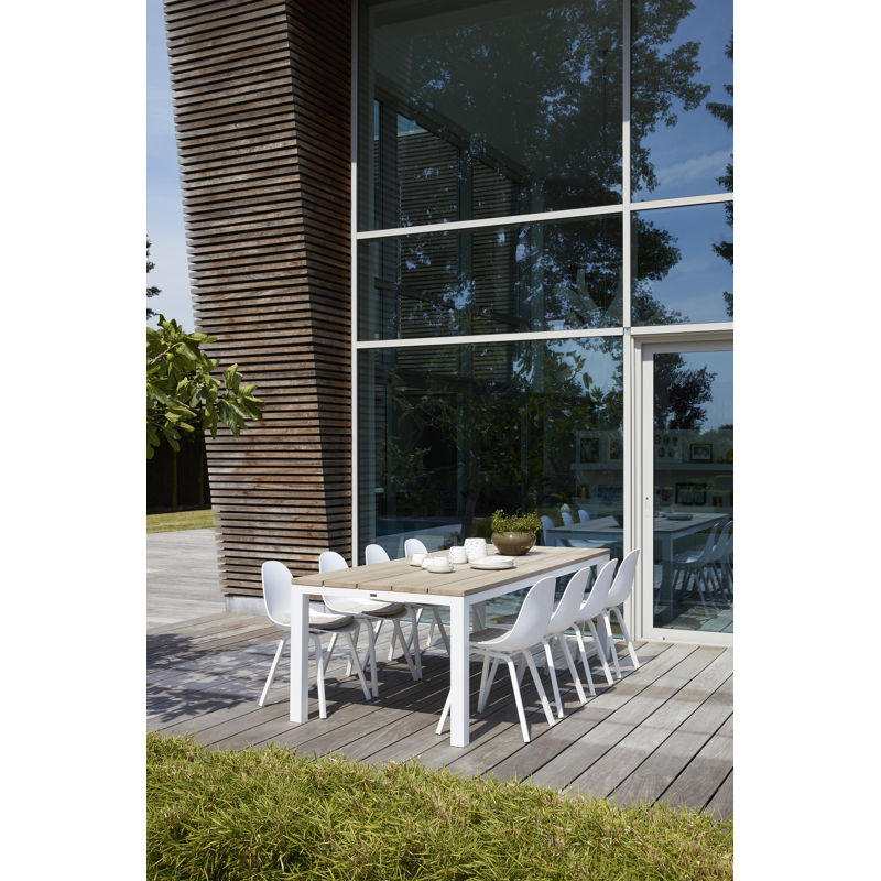 Como tuintafel in wit aluminium met tafelblad in teak - L 240 x B 100 cm