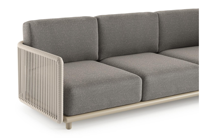 Organo loungehoek in beige aluminium en beige verticaal geweven luxe vlakke rope met chartres drizzle all weather Sunbrella® luxe kussen