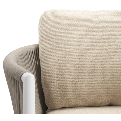 Organo tuinstoel in beige aluminium en beige verticaal geweven luxe vlakke rope met stoelkussen in All Weather Cosytica Althea Chalk