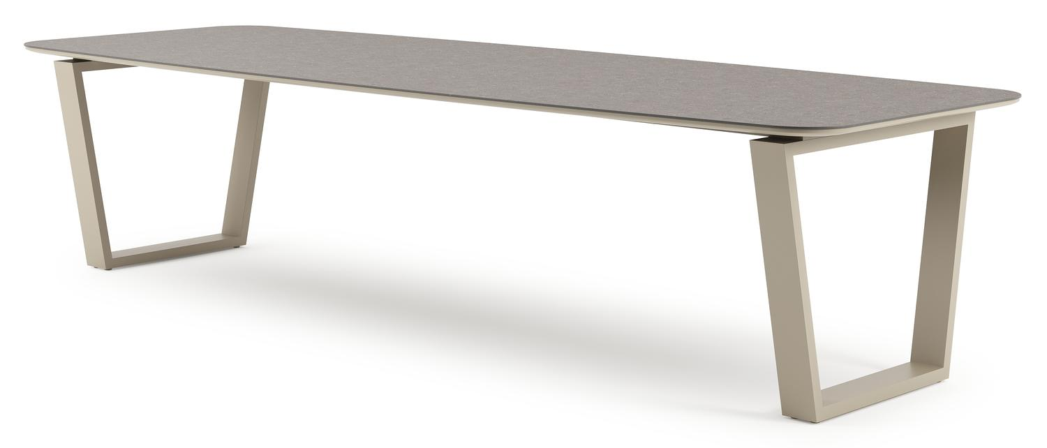 Table de jardin Pagino forme de bateau en aluminium beige et céramique pleine Wulong - Lg. 315 x Lrg. 115 x Haut. 73 cm