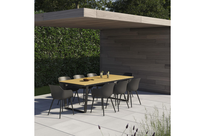 Alora tuinset in zwart aluminium en polywood tafelblad met 8 Paco tuinstoelen