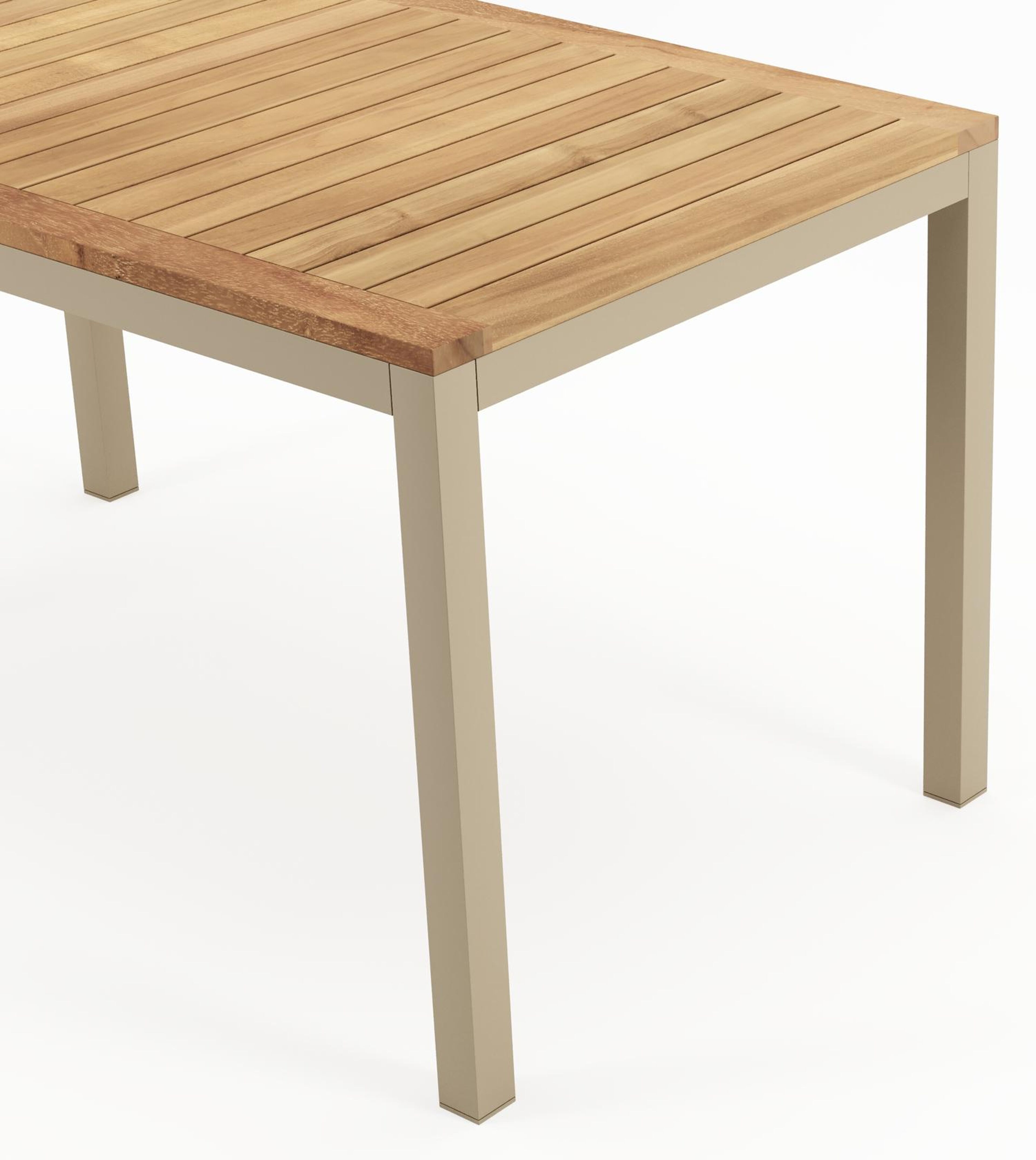 Feltro tuinset in beige aluminium en teak met 4 stapelbare Amalfi tuinstoelen