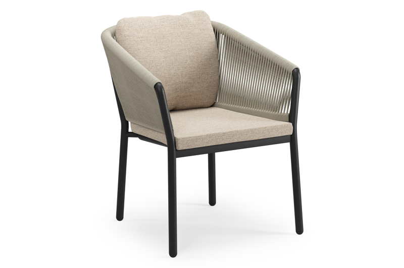 Mira tuinset in zwart aluminium en crema minerale sintered stone met 6 Gerona tuinstoelen