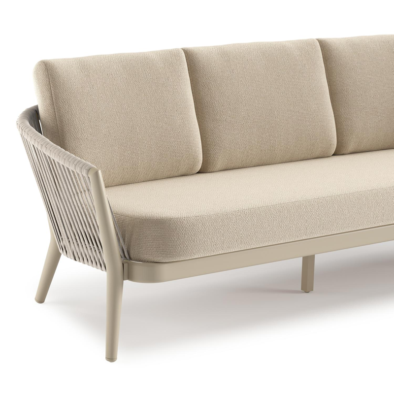 Orso loungeset in beige aluminium en beige verticaal geweven ronde rope met Althea Chalk all weather cosytica kussen