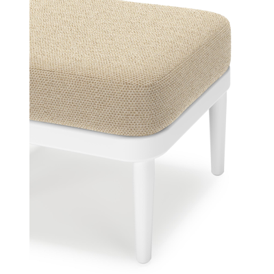 Orso poef in wit aluminium met Althea Camel all weather cosytica kussen