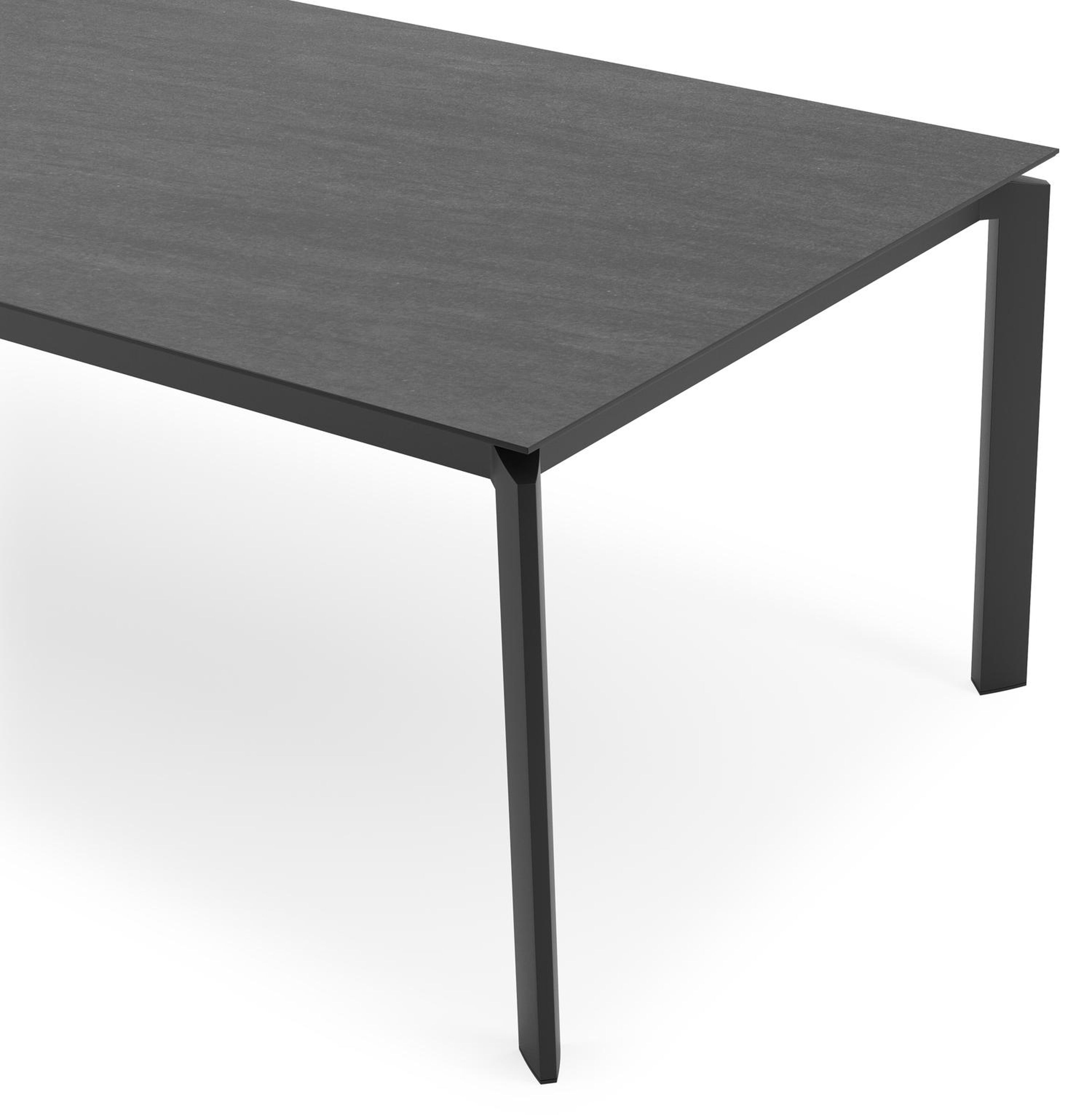 Cirello tuintafel in zwart aluminium en volkeramiek basalt black - L 280 x B 110 x H 75 cm