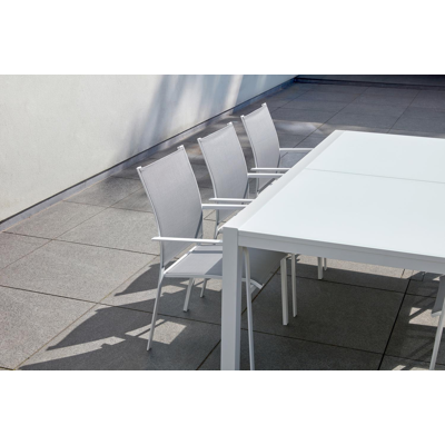 Calobra verlengbare tuintafel in wit aluminium en glas wit - L 220/330 x B 107 x H 75 cm