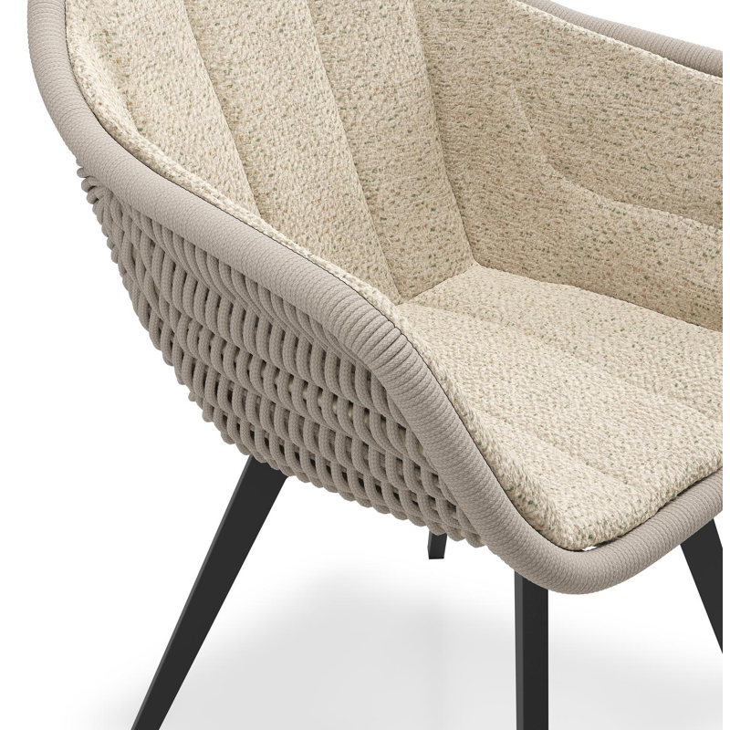 Pagino tuinstoel in zwart aluminium en beige verticaal geweven ronde rope met zitkussen in All Weather Cosytica Bora Forest