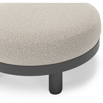 Donato lounge poef in zwart aluminium met All Weather Solica Firenze Sand kussen