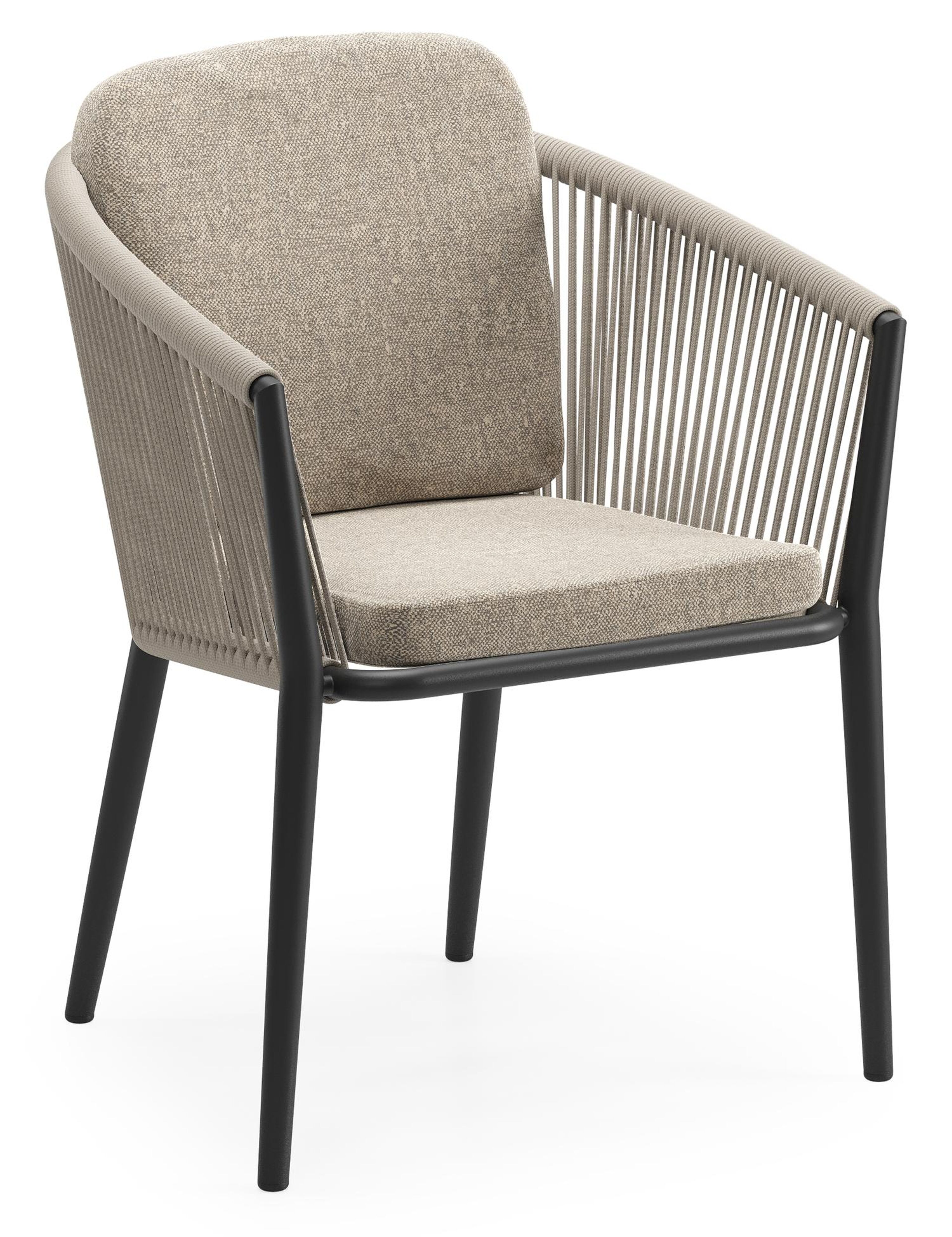 Orso tuinstoel in zwart aluminium en beige verticaal geweven ronde rope met luxe zitkussen in All Weather Sunbrella® Luxe Chartres Pewter