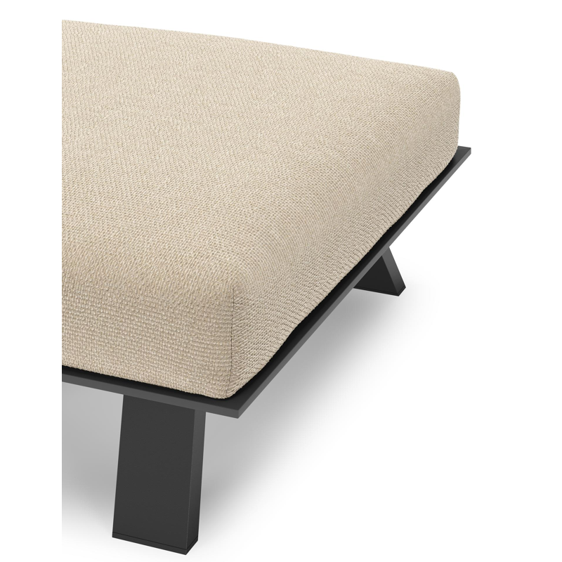 Cesano poef in zwart aluminium met althea chalk all weather Cosytica kussen