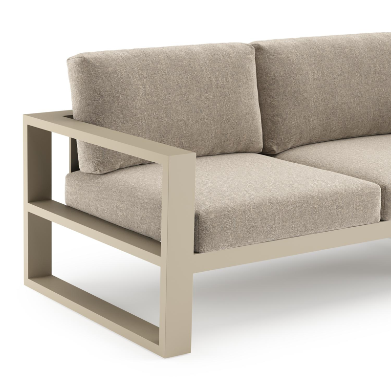 Verato loungehoek in beige aluminium met chartres pewter all weather sunbrella® luxe kussen