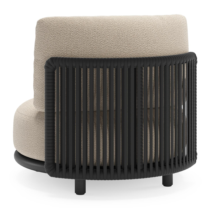 Lomano loungestoel in zwart aluminium en beige verticaal geweven luxe vlakke rope met lopi sand all weather sunbrella® luxe kussen
