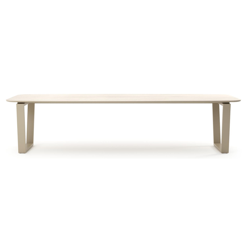 Table de jardin Pagino forme de bateau en aluminium beige et céramique pleine Travertino Bianco - Lg. 315 x Lrg. 115 x Haut. 73 cm
