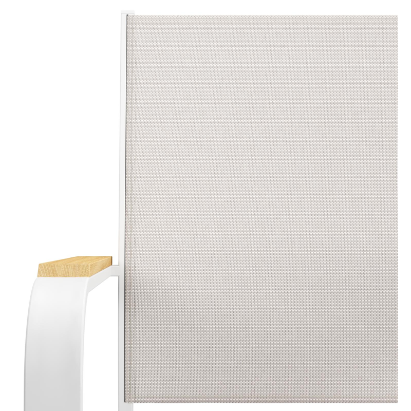 Amalfi tuinstoel in wit aluminium en beige single textilene en teak armleuning