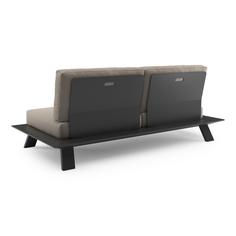 Cesano loungebank in zwart aluminium met savane coconut all weather Sunbrella® luxe kussen