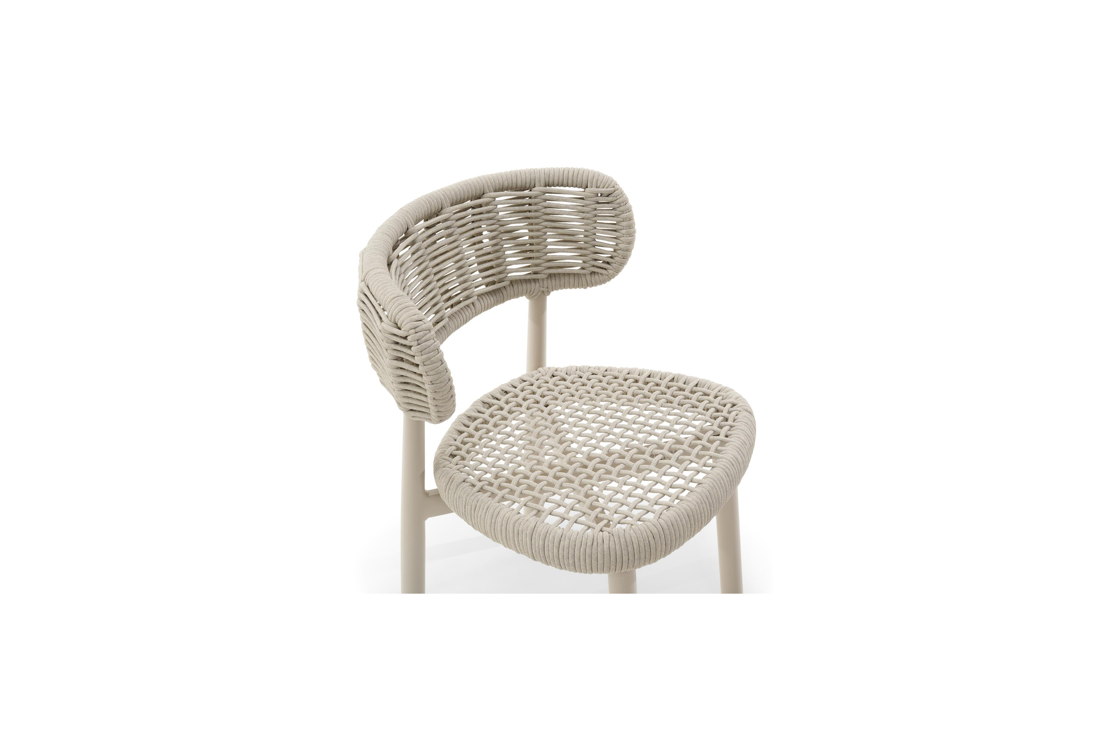 Lomo tuinstoel in beige aluminium en beige vierkant geweven ronde rope