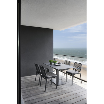 Fano stapelbare tuinstoel in zwart aluminium