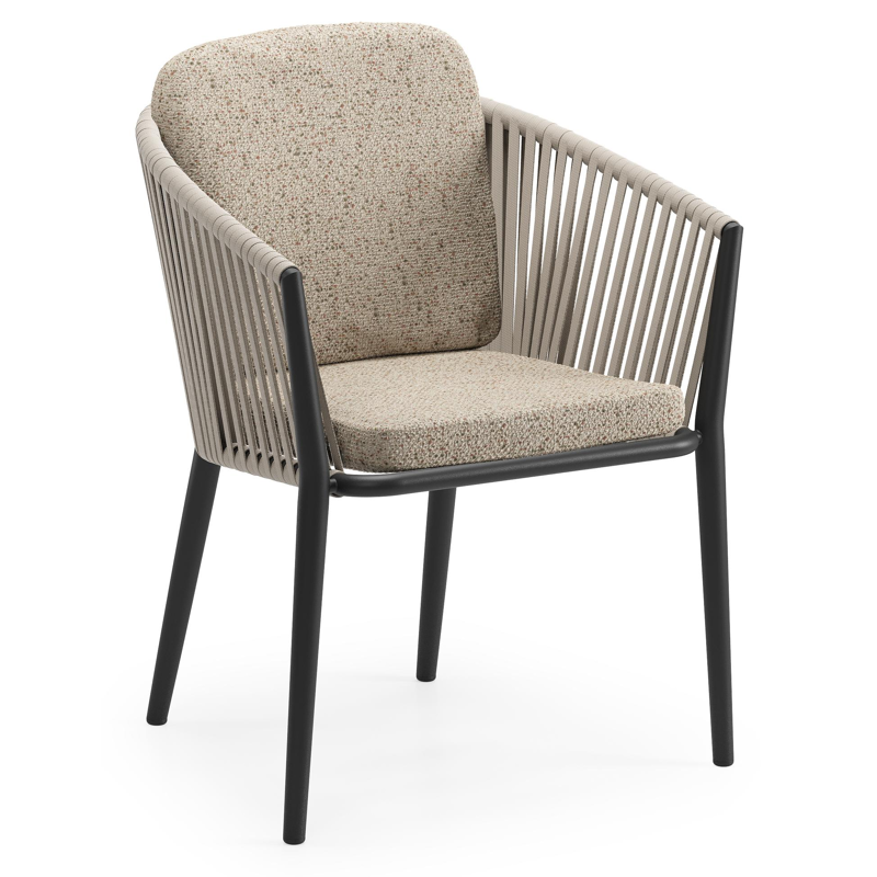Chaise de jardin Orso en aluminium noir et corde plate tissée verticalement beige avec coussin luxe en All Weather Cosytica Bora Jungle