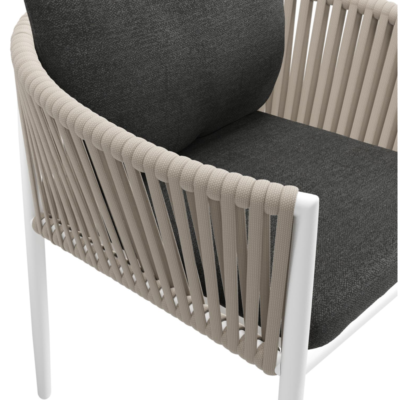 Organo tuinstoel in wit aluminium en beige verticaal geweven luxe vlakke rope met zitkussen in All Weather Sunbrella® Luxe Chartres Sooty