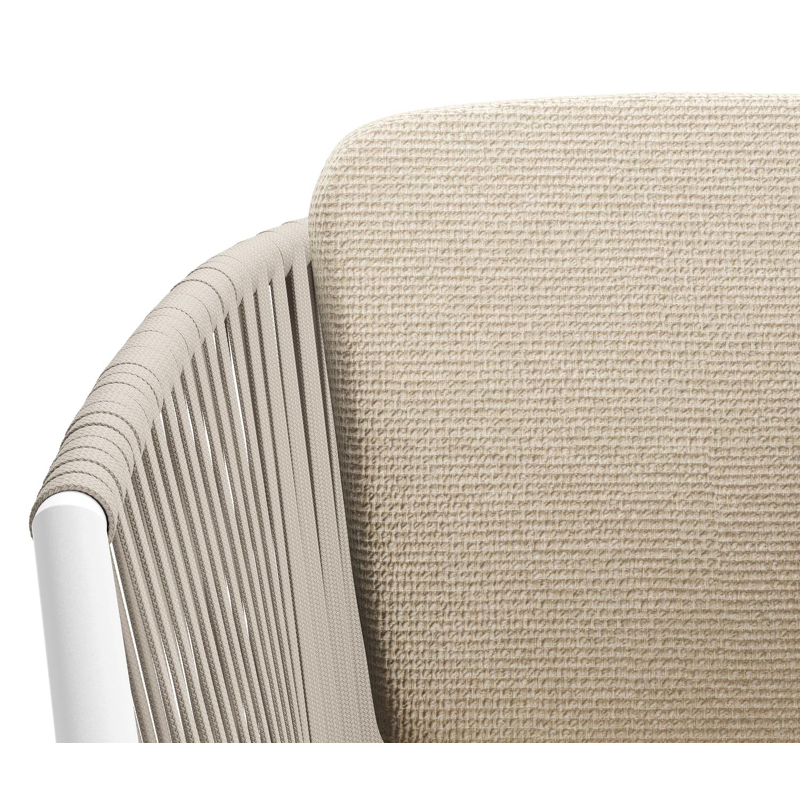 Chaise de jardin Orso en aluminium blanc et corde plate tissée verticalement beige avec coussin en All Weather Cosytica Althea Chalk