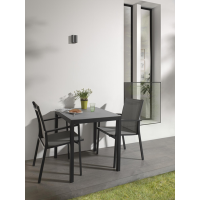 Chaise de jardin empilable Rimini in aluminium noir et textilène gris