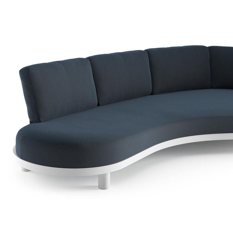 Donato loungebank in wit aluminium met heritage indigo All Weather Sunbrella® luxe kussen