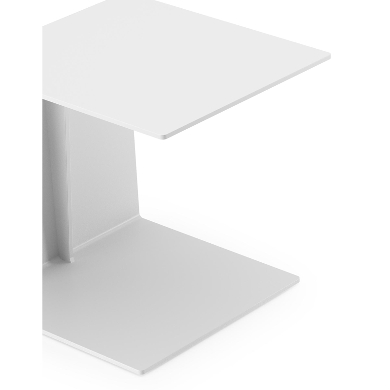 Tufo bijzettafel in wit aluminium - L 40 x B 47 x H 45 cm