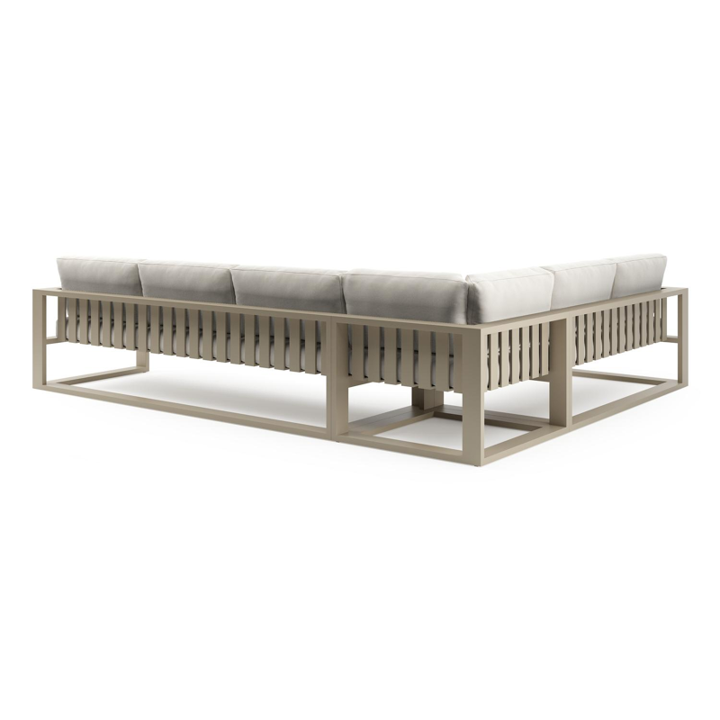 Verato loungehoek in beige aluminium met savane white all weather sunbrella® luxe kussen