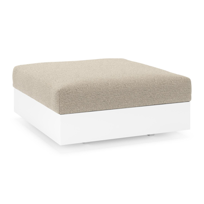 Como poef in wit aluminium met catania beige all weather cosytica kussen