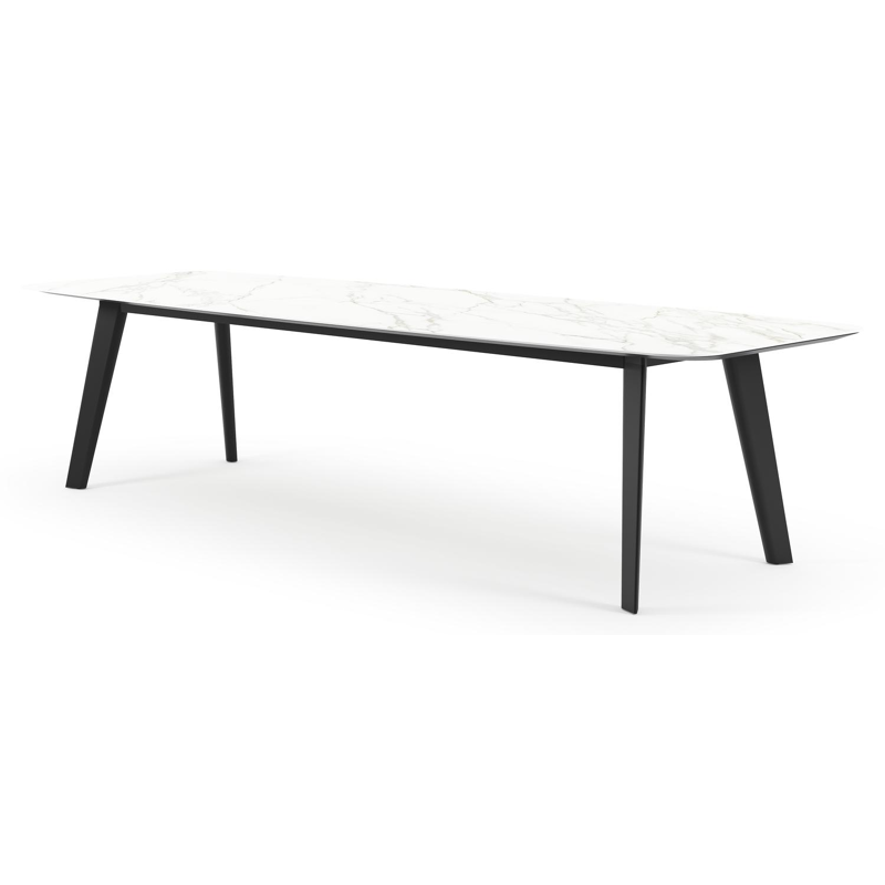 Table de jardin Lacrima forme de bateau en aluminium noir et céramique pleine Calacatta - Lg. 315 x Lrg. 115 x Haut. 73 cm