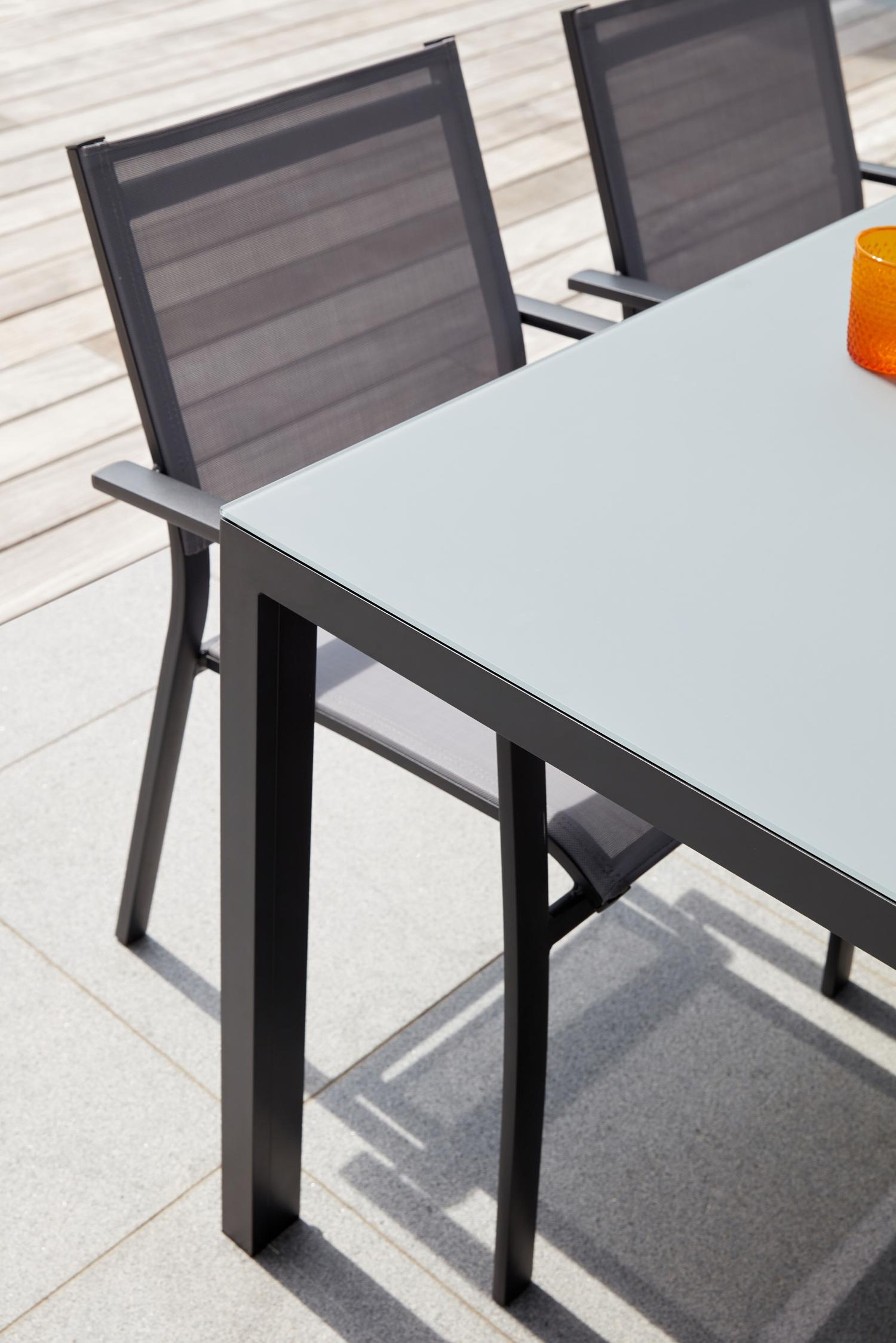 Caldela tuintafel in zwart aluminium en glas grijs - L 140 x B 80 x H 75 cm