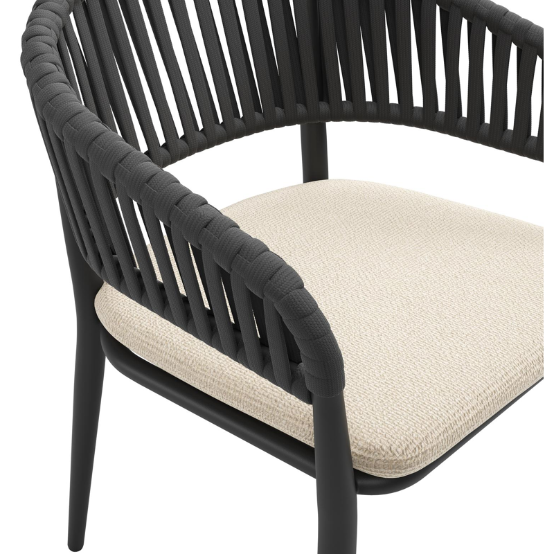 Tolfa stapelbare tuinstoel in zwart aluminium en zwart verticaal geweven luxe vlakke brede rope met stoelkussen in All Weather Cosytica Althea Chalk