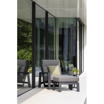 Cosenzo loungestoel in zwart aluminium met soul optik all weather solica kussen