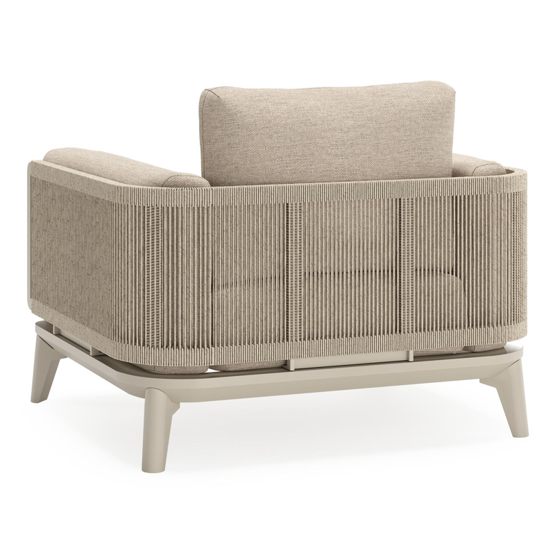 Mosa loungestoel in beige aluminium en beige gedraaide ronde wicker met rustic weather+ softtouch kussen