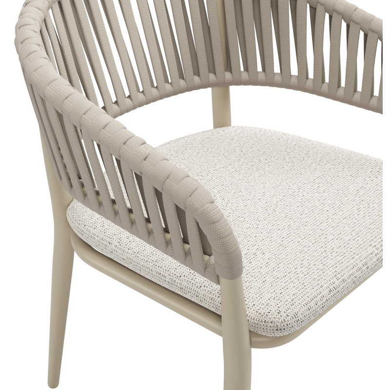 Tolfa stapelbare tuinstoel in beige aluminium en beige verticaal geweven luxe vlakke brede rope met stoelkussen in All Weather Solica Firenze Natural