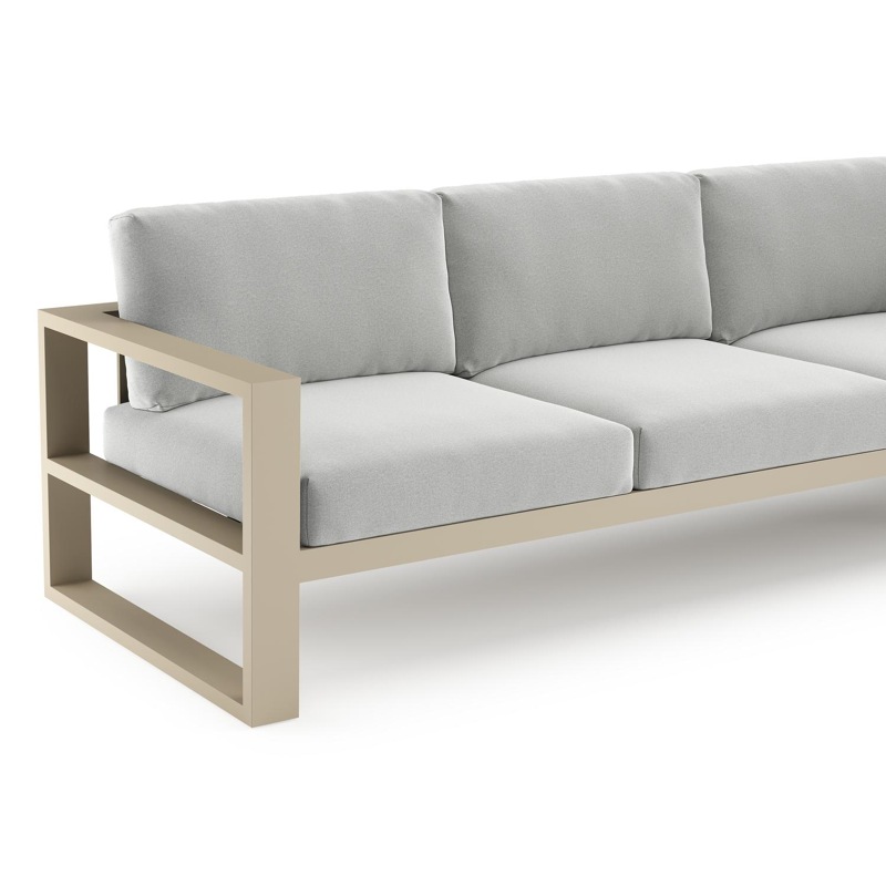 Verato loungehoek in beige aluminium met natte grey chine all weather sunbrella® luxe kussen