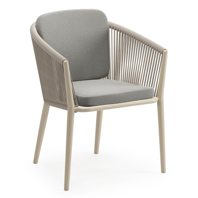 Orso tuinstoel in beige aluminium en beige verticaal geweven ronde rope met zitkussen in All Weather Sunbrella® Luxe Savane Zinc